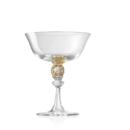 Zdjęcie Stylowy kieliszek do szmapana z włoskiego szkła Murano