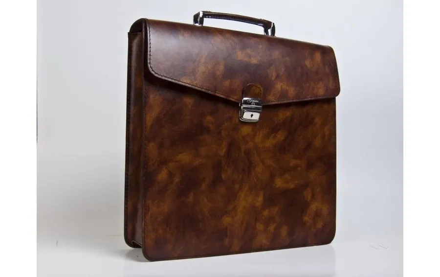 picture 1 Prestigious leather briefcase