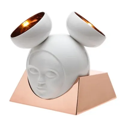 Picture An avant-garde lamp for an original interior – Byfly