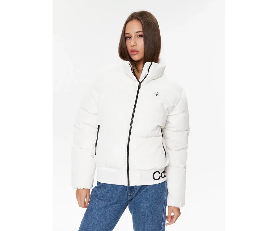 obrazek 1 Calvin Klein Jeans Kurtka zimowa J20J222334 Biały Relaxed Fit