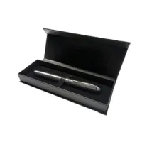 Zdjęcie Elegancki czarny kartonowy piórnik