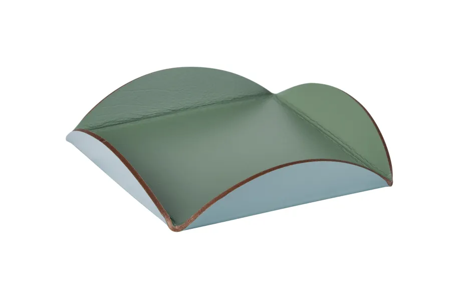 obrazek 1 Stylowa skórzana podkładka na stół 25x25xH2,5 cm w kolorze liści eukaliptusa