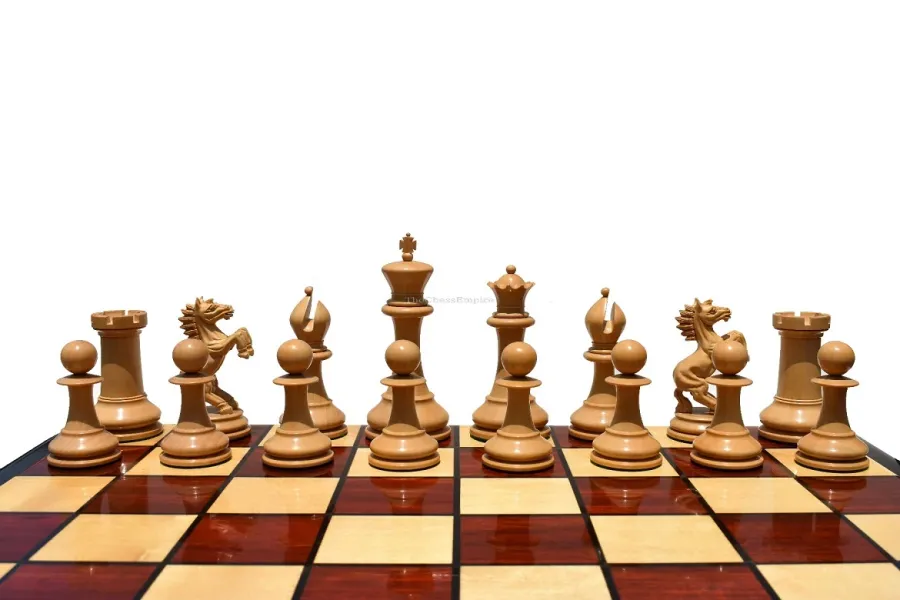 obrazek 6 Ekskluzywne pionki z bukszpanu i afrykańskiego padauka do szachów - The Chess Empire