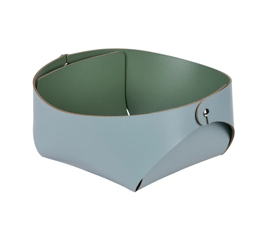 obrazek 1 Skórzany koszyk 15x15xH7 cm w kolorze jasnego błękitu