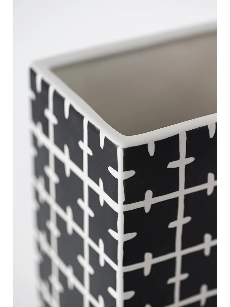 obrazek 2 Szykowny ceramiczny wazon idealny do salonu