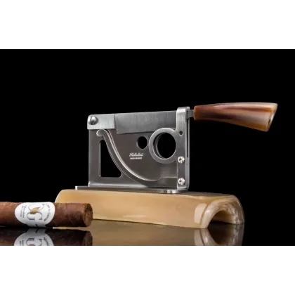 Zdjęcie Obcinarka do cygar Saladini