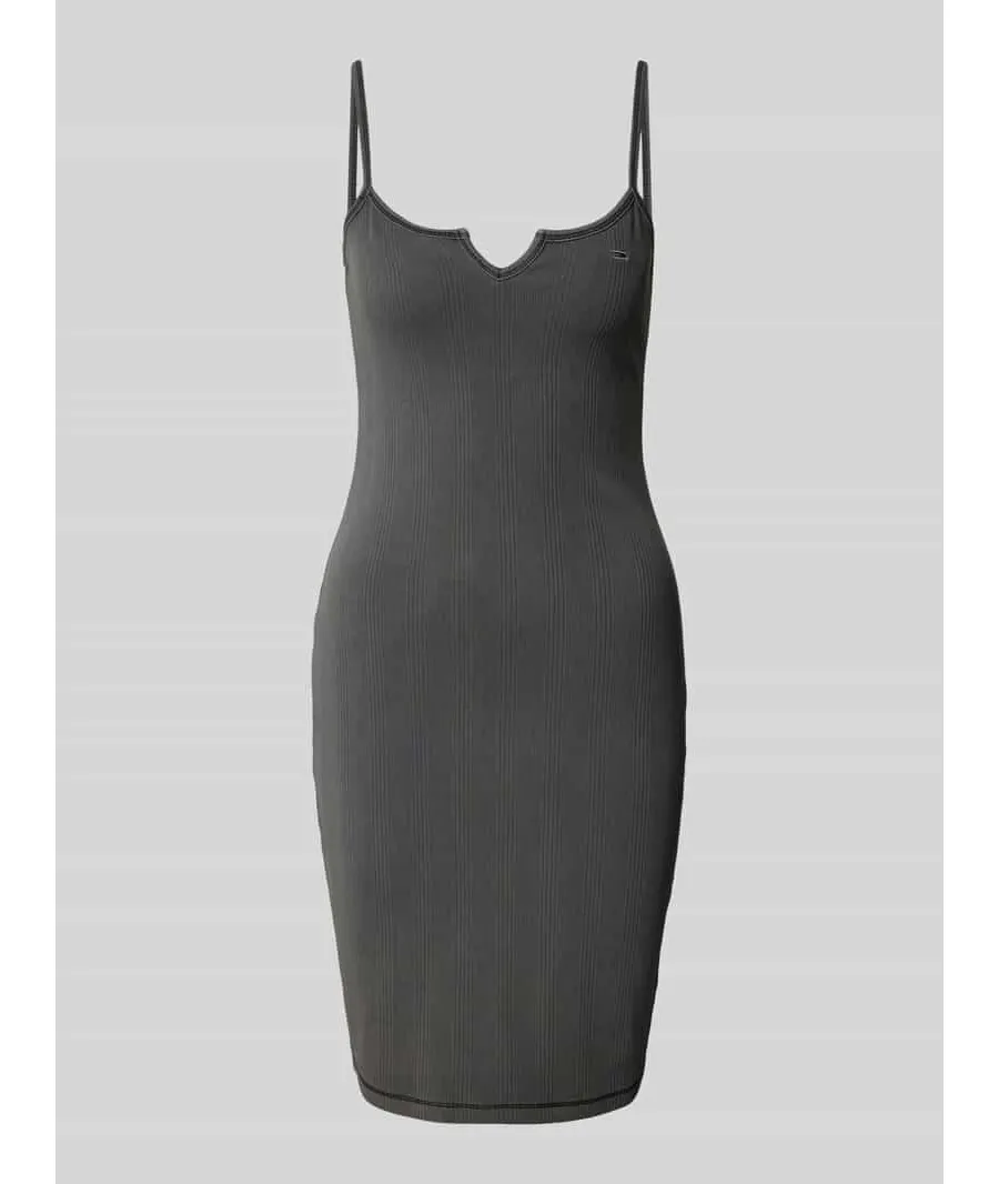 obrazek 1 Sukienka mini z prążkowaniem