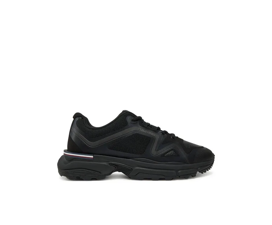 obrazek 1 Tommy Hilfiger Sneakersy M Runner Tech Knit Lth Mix FM0FM05344 Czarny