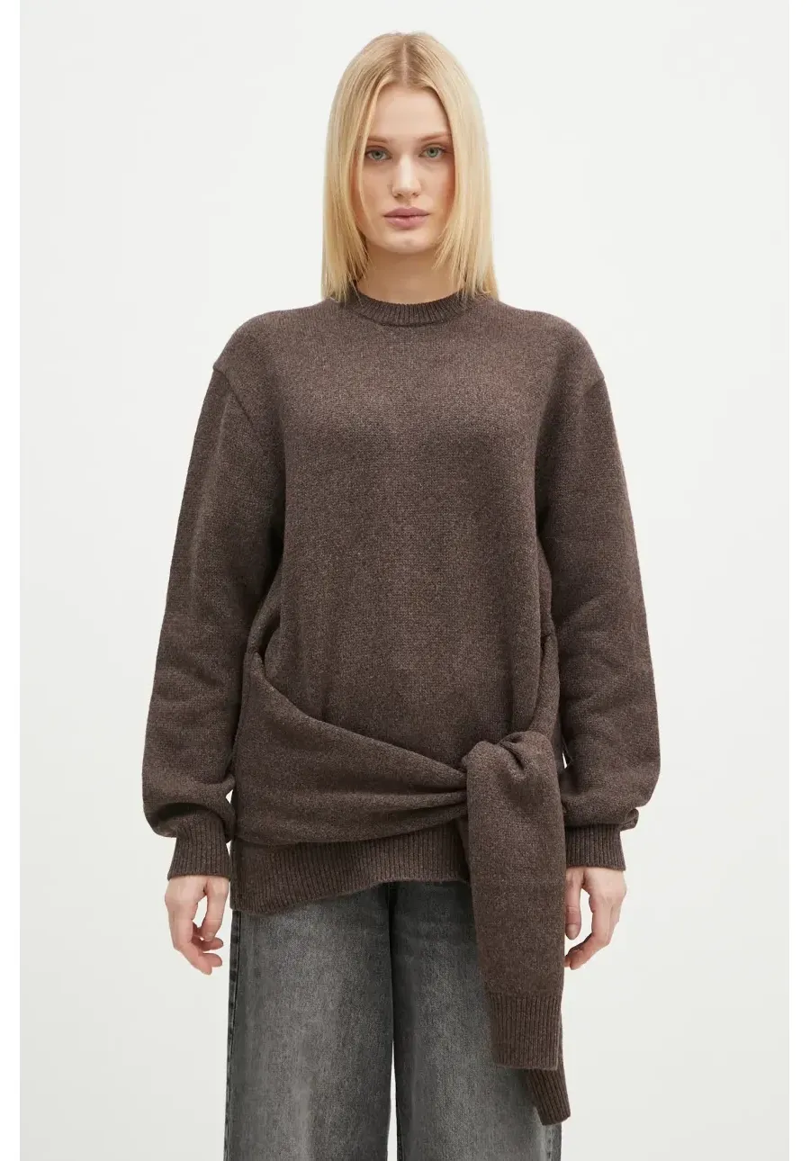 obrazek 1 JW Anderson sweter z domieszką wełny Draped Tie Front Jumper damski kolor brązowy  KW1263.YN0384.958