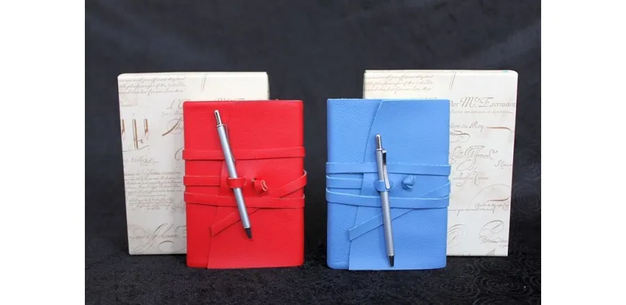 picture 4 Leather products for women - a notebook