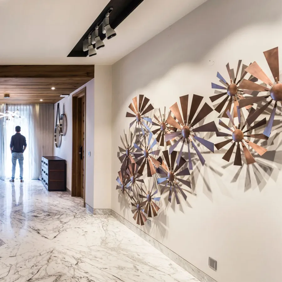 obrazek 3 Wyjątkowa rzeźba ścienna do salonu