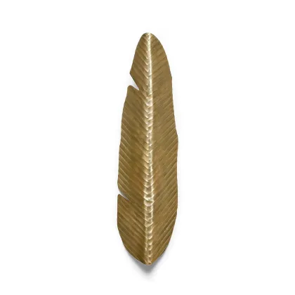 Picture Wall lamp made of carved and polished brass for an elegant interior - Ginger & Jagger