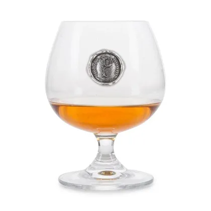 Zdjęcie Wyjątkowy prezent - kieliszek do brandy z monogramem ze stylizowaną literą „P”