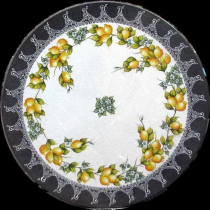 Zdjęcie Blat stołu ogrodowego z lawy z ozdobnym motywem cytryn – Ceramiche Valchida
