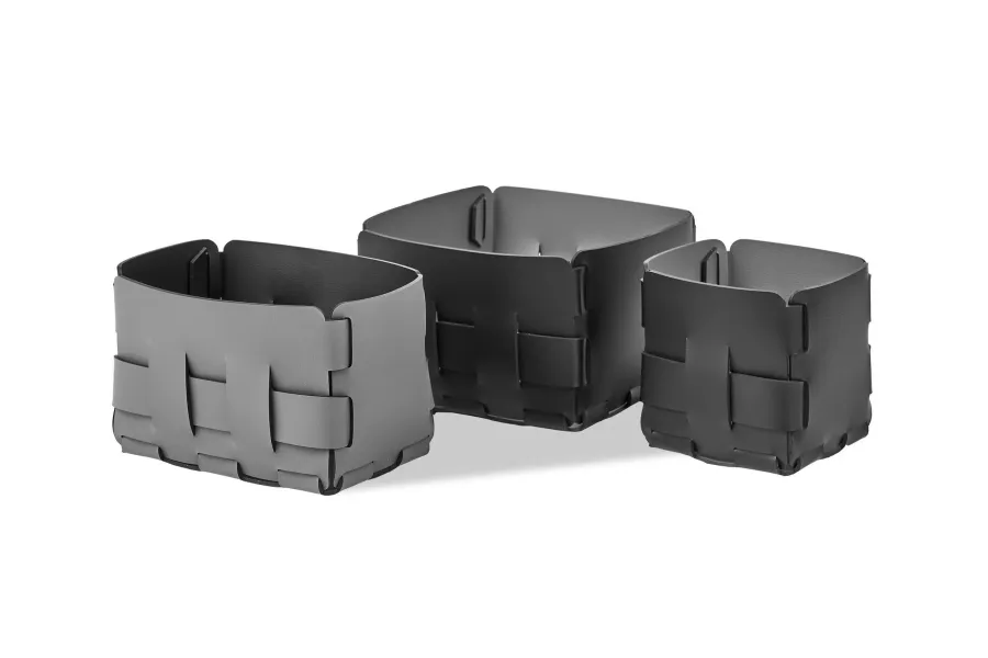 obrazek 5 Ekskluzywny czarny pleciony kosz Bottega 19x19xH13 cm wykonany z naturalnej skóry