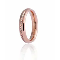 Picture Beautiful Italian wedding ring made of pink gold with 4 mm wide diamonds.