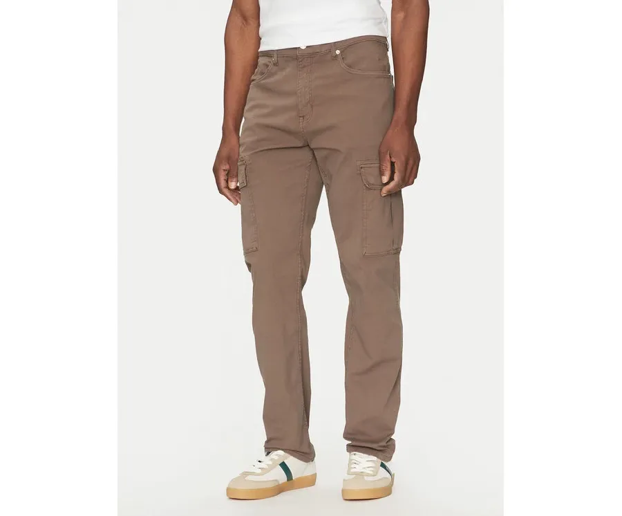 obrazek 1 Guess Spodnie materiałowe M5RA68 WGXV1 Brązowy Regular Fit