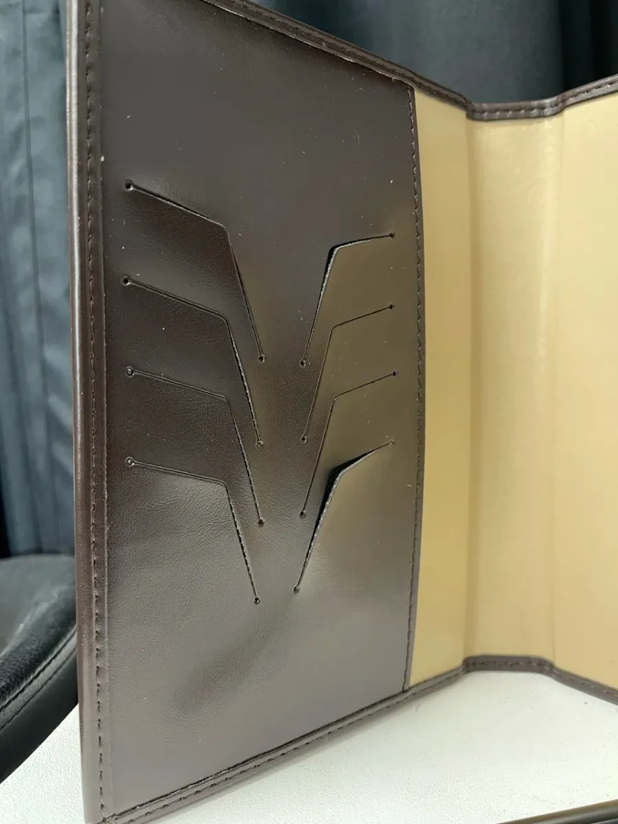 picture 3 Black leather notebook with daily planner and calendar