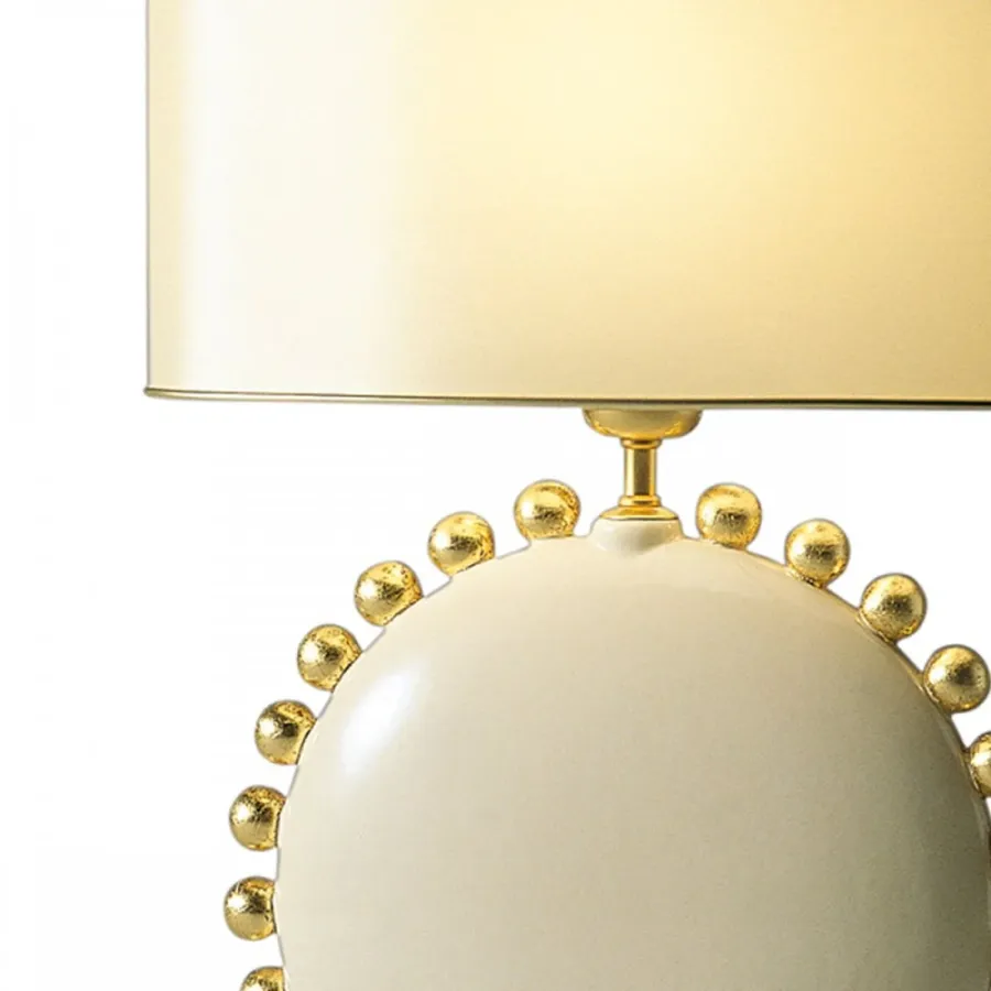 obrazek 3 Piękna mała lampa stołowa H.15xL.15xP.6 cm