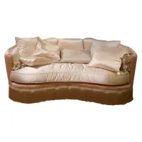 Zdjęcie Gustowna sofa z 4-ema poduszkami