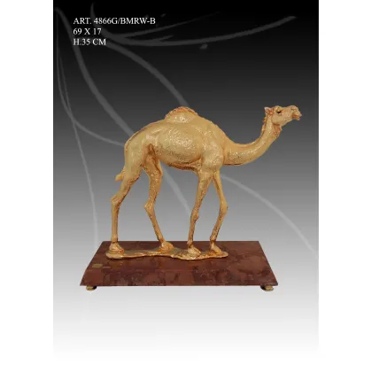 Zdjęcie Cudowna figura wielbłąda na prezent