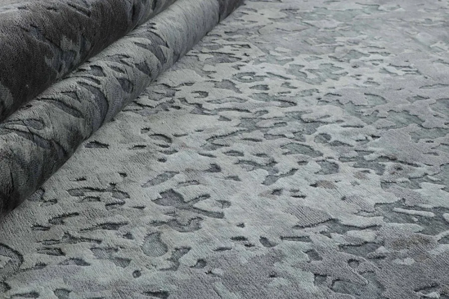 picture 3 Prestigious gray exclusive 3D rug - SENSES CAMOUFLAGE 7072