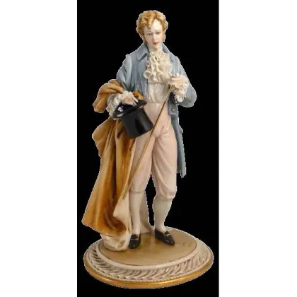 Zdjęcie Mężczyzna z porcelany - figurka do salonu