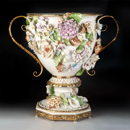 Picture Italian classic floral cup
