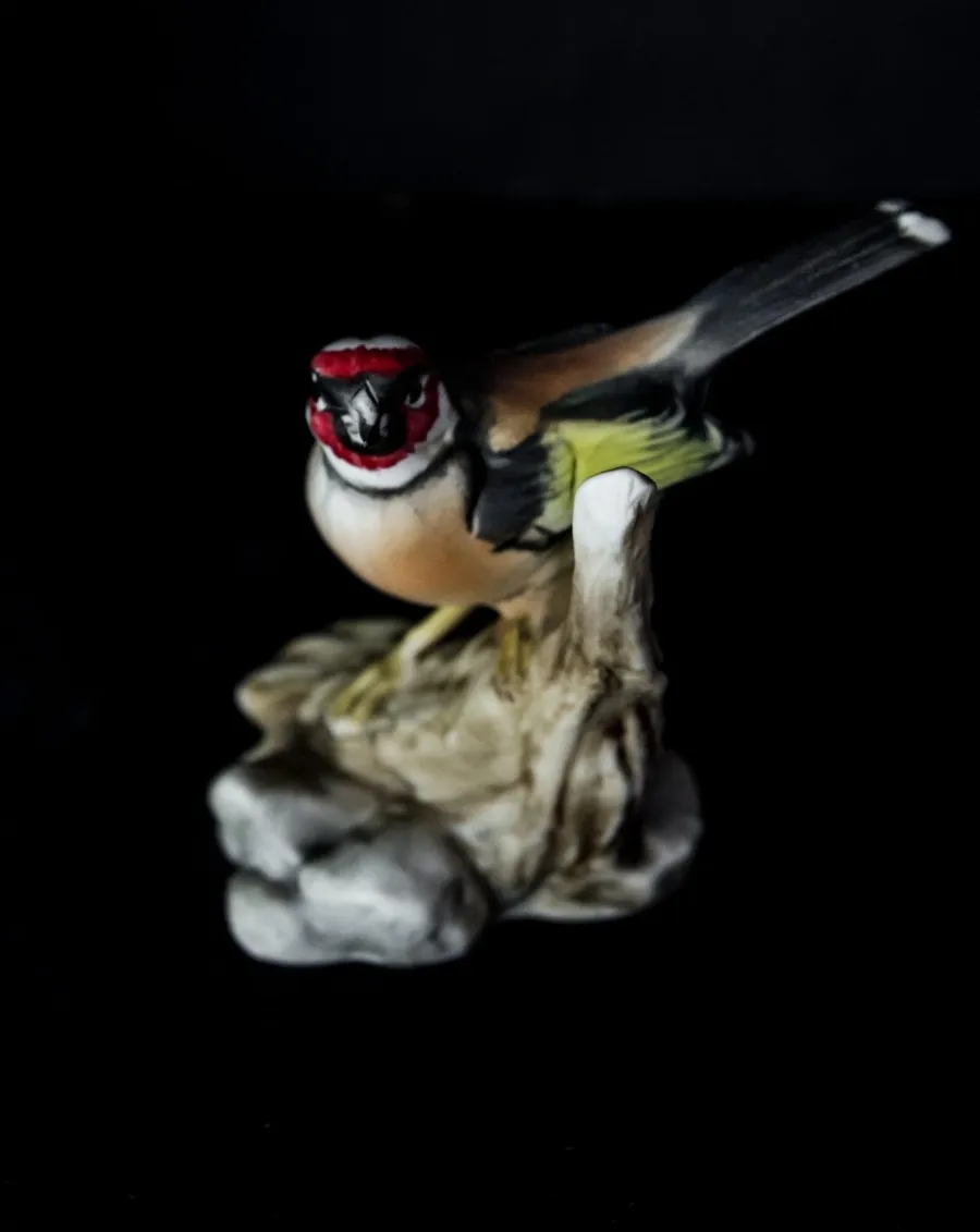 obrazek 4 Prestiżowa porcelanowa figura ptaka
