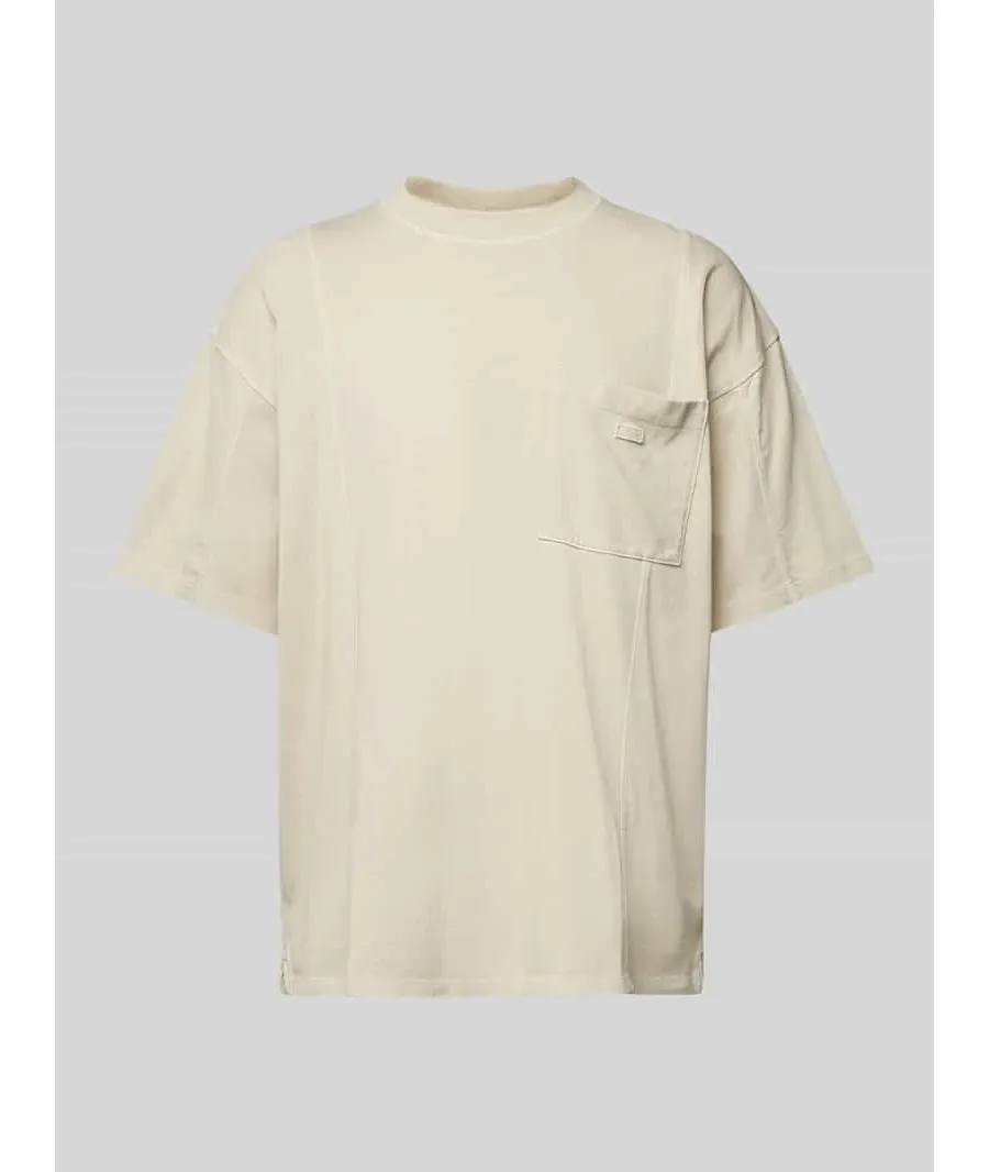 obrazek 1 T-shirt z kieszenią na piersi model ‘Naimos’