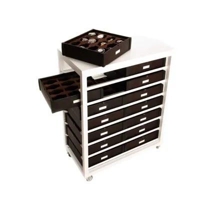 Zdjęcie Pomysłowa szafka na zegarki - 14 szuflad!