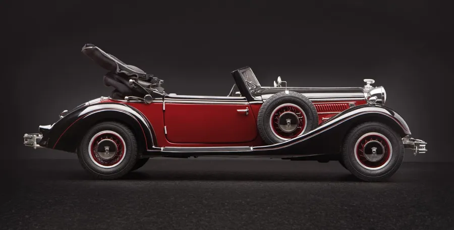 obrazek 3 Replika Horch 853, 1937 czerwono-czarny, skala 1:12