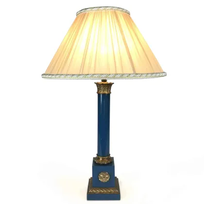 Zdjęcie Vintage - lakierowana lampa biurkowa