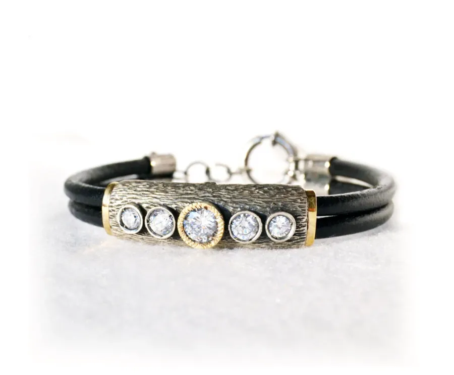 picture 1 Original leather bracelet, decorated with gold, silver and zirconia crystals