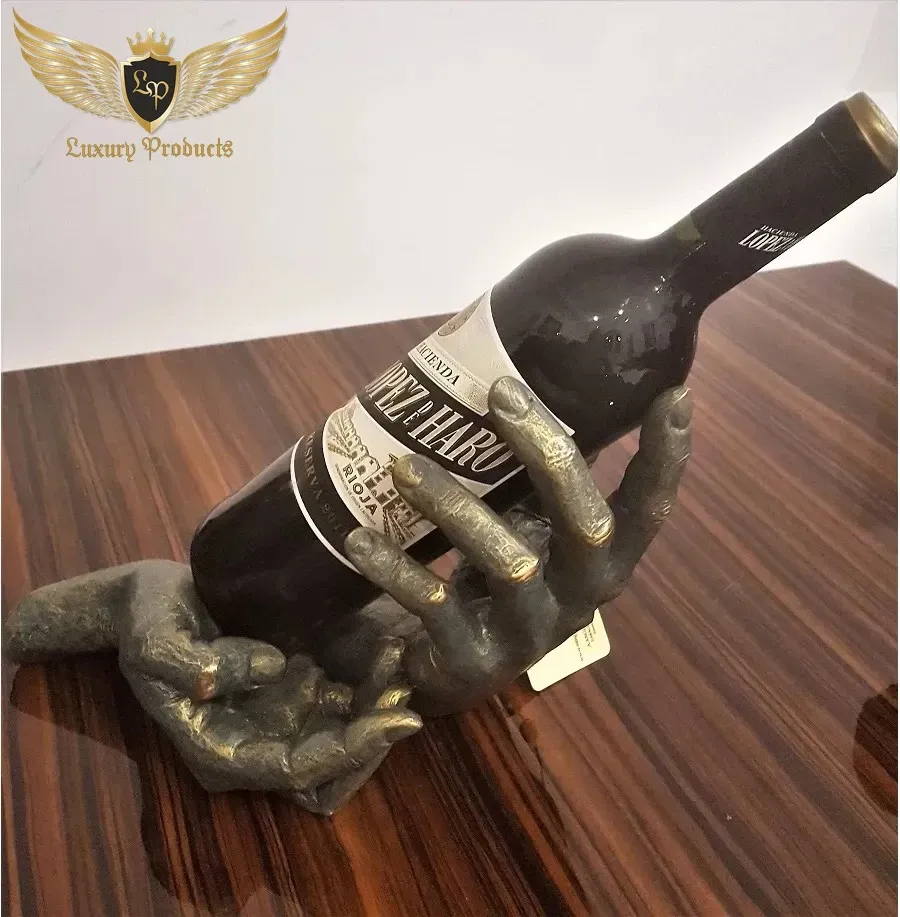 Zdjęcie Co kupić na prezent dla miłośnika wina?