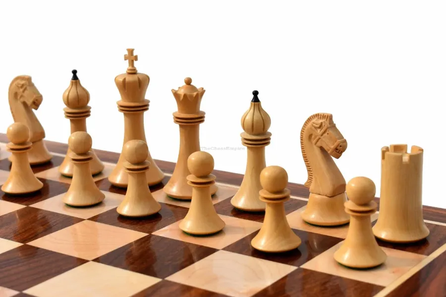 obrazek 4 Wyprodukowany z drewna komplet szachowy - The Chess Empire