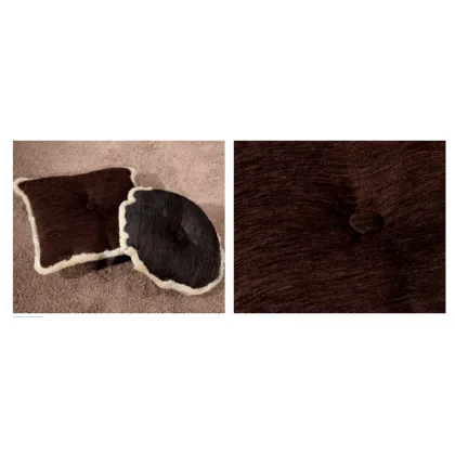 Picture Square pillow with brush and button - Fratelli Mirandola