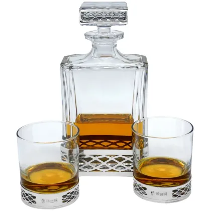 Zdjęcie Upominkowa karafka i szklanki do whisky Uisge Beatha