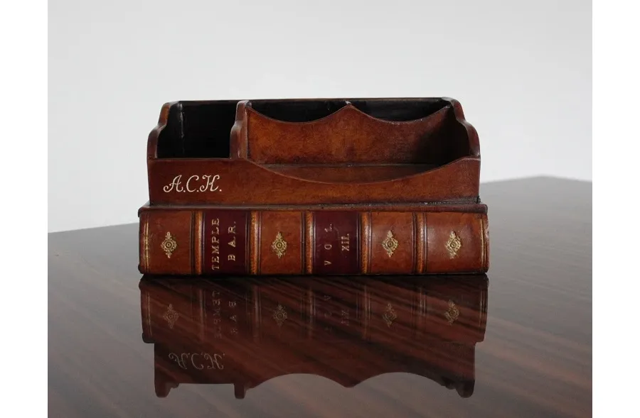 picture 4 Stylish desk tool set