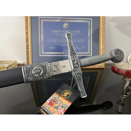 Zdjęcie Niesamowity miecz Excalibur Króla Artura z pochwą