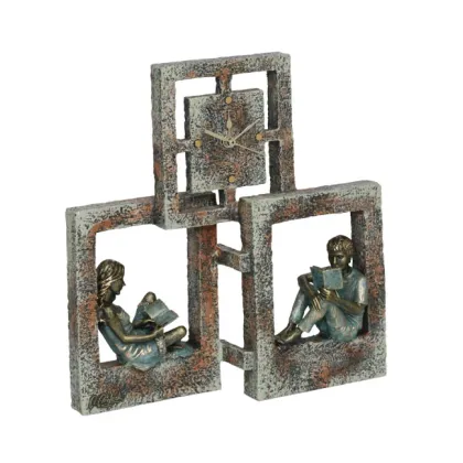 Zdjęcie Pomysłowy zegar do salonu