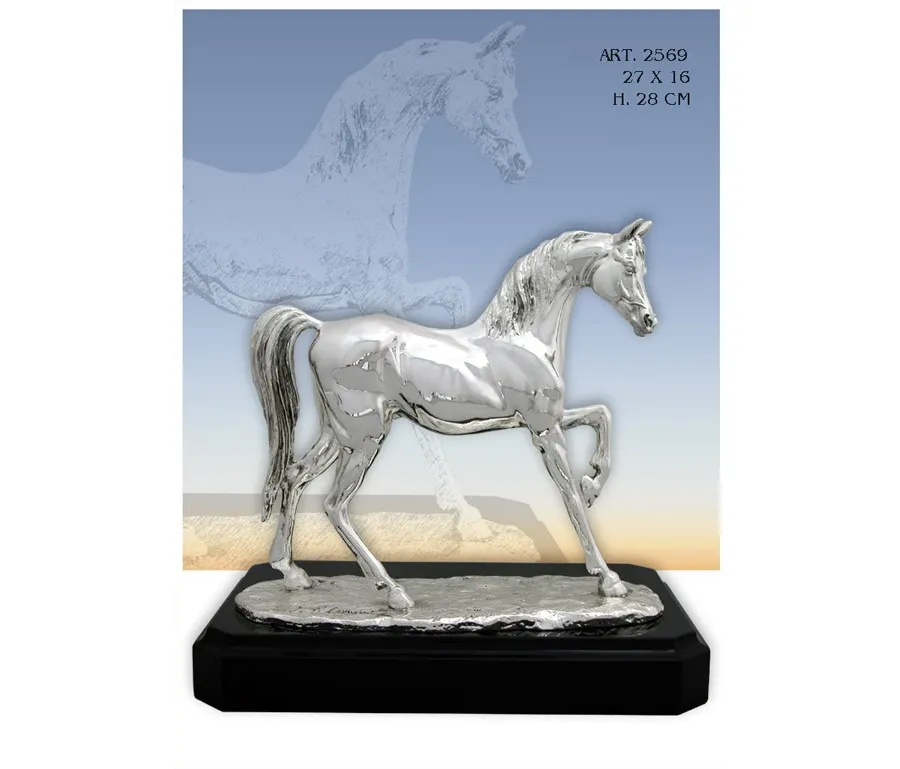 obrazek 1 Fantastyczna figura konia w galopie