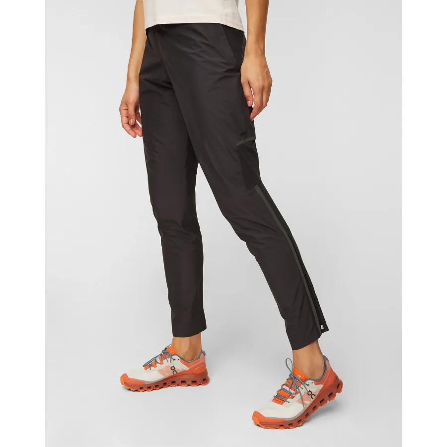 obrazek 1 Spodnie Damskie On Running Storm Pants