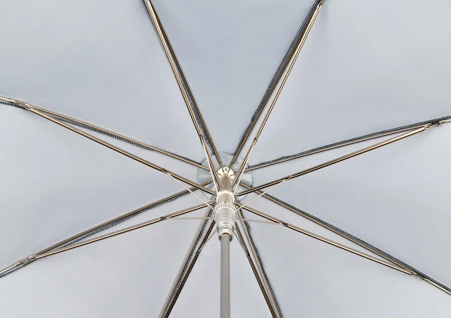 obrazek 5 Damski klasyczny szary parasol Ø102xL93 cm ze skórzaną rączką