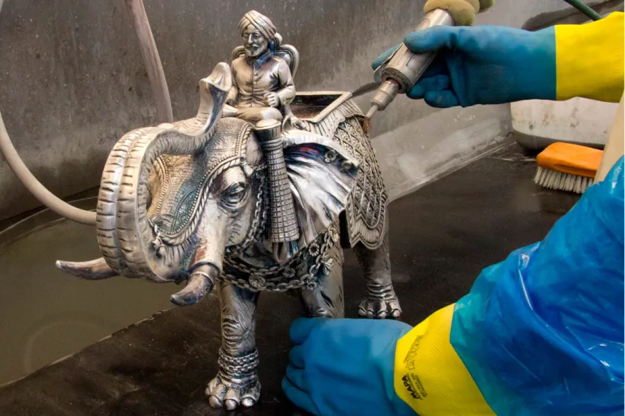 obrazek 3 Oryginalna statuetka konia