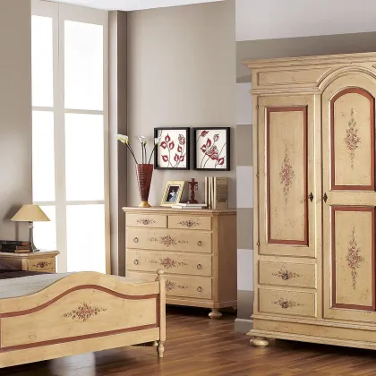 Zdjęcie Komoda z 5 szufladami z wykończeniem w kolorze antycznej kości słoniowej i czerwieni - Zanini