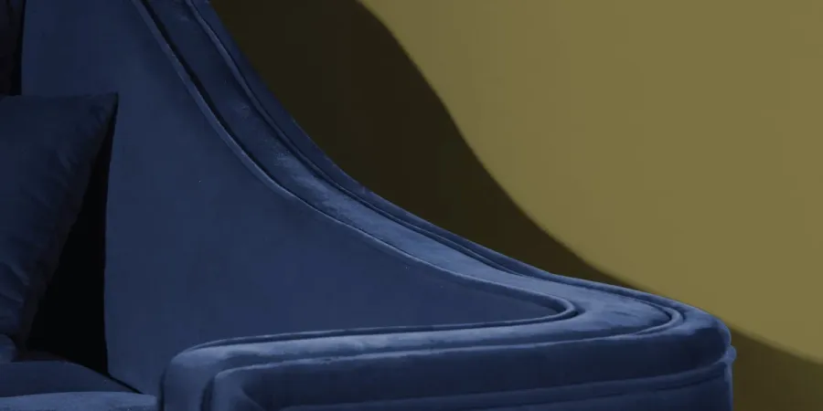 obrazek 2 Nowoczesna satynowa sofa - Ottiu
