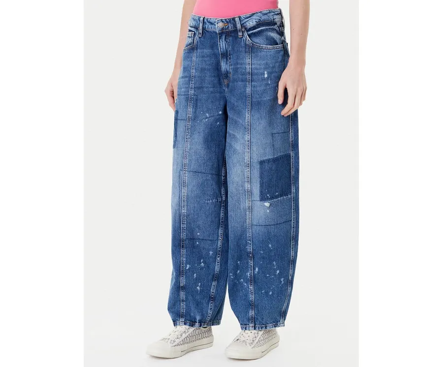 obrazek 1 Guess Jeansy W5YG69 D5R01 Niebieski Tapered Fit