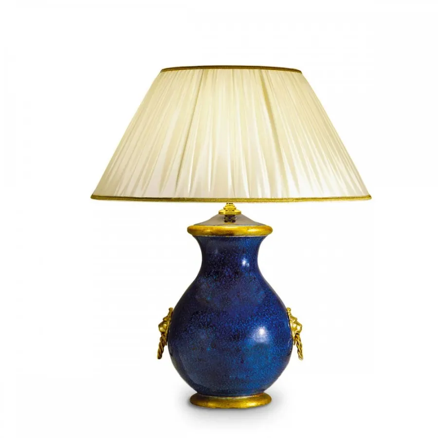 obrazek 1 Duża lampa stołowa z dwoma mosiężnymi medalionami H..43xL.27xP.27 cm