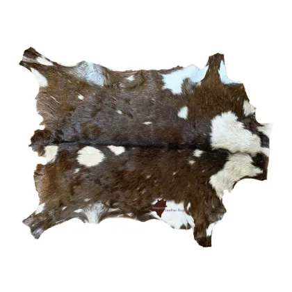 Zdjęcie Ponadczasowy dywan skórzany 96x71 cm